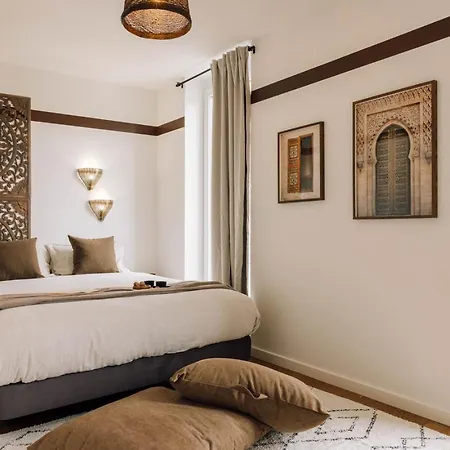 Nyiri - 2 Bedrooms In Principe Real アパート リスボン