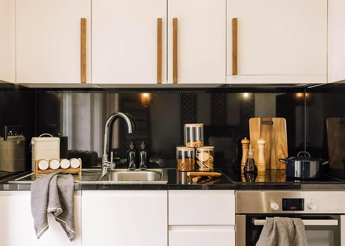 Apartment Nyiri - 2 Bedrooms In Principe Real Lisbon
